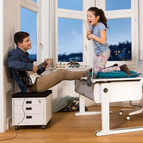 Moll bērnu un jauniešu mēbeļu kolekcija - galdi un krēsli