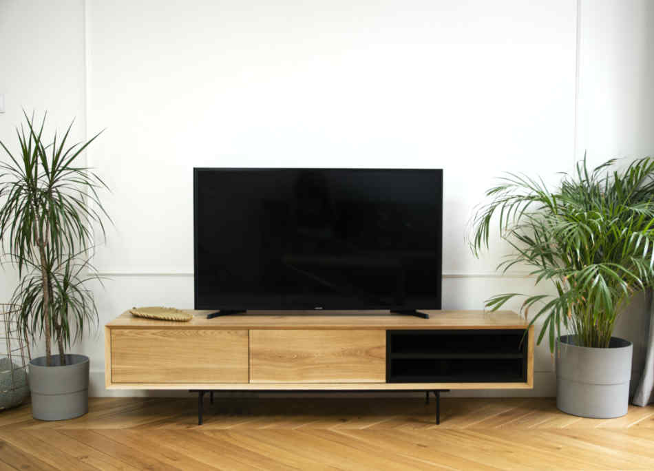 Rosto solid oak TV cabinet 160 x 43 cm 