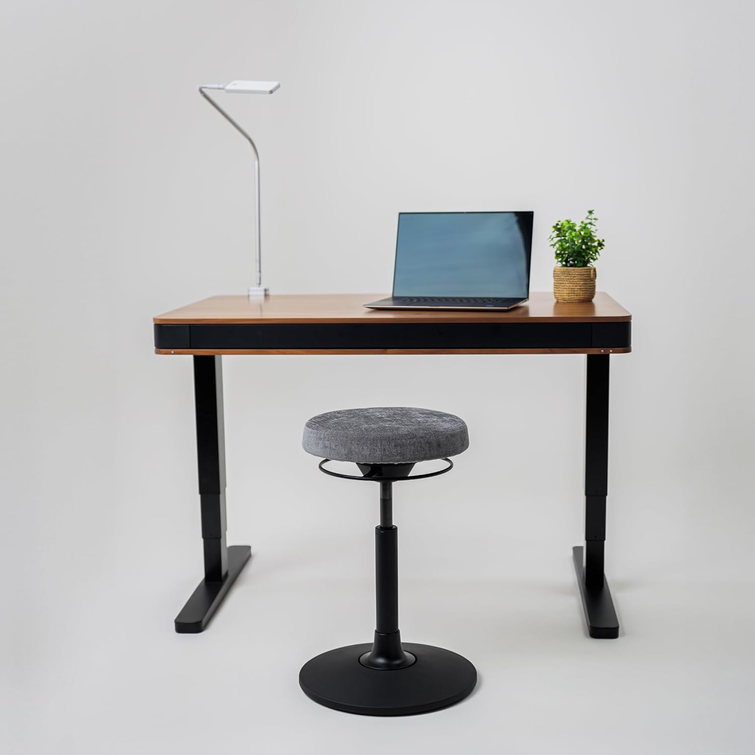 Moll Sit-Stand aktīvais krēsls S1M Moll Sit-Stand aktīvais krēsls S1M
